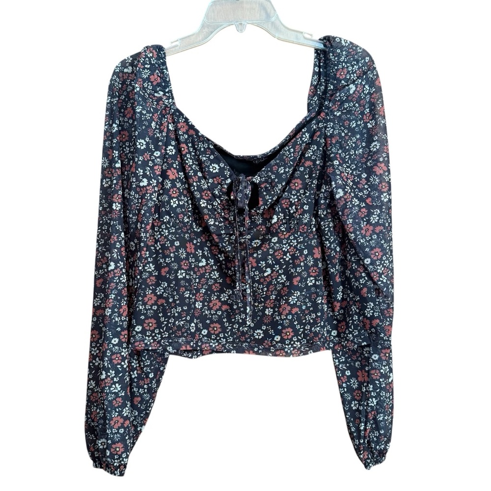 Floral Long Sleeve Women's‎ Top